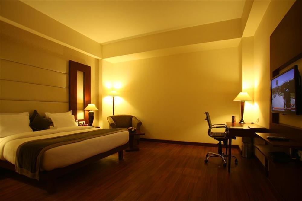 Continent Nakodar Hotel & Resorts 객실 사진