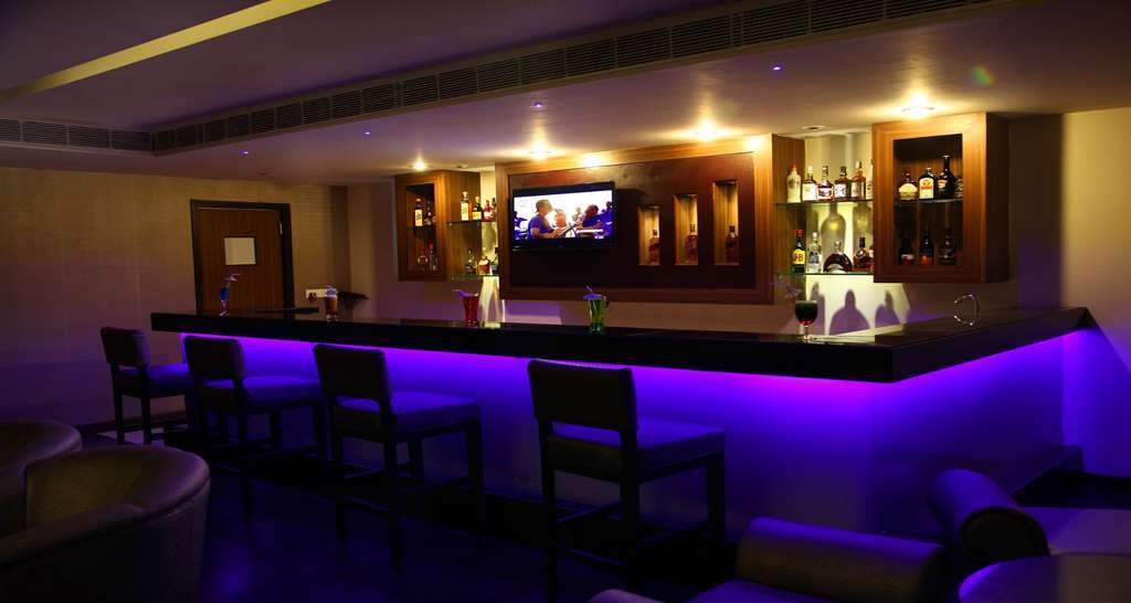 Continent Nakodar Hotel & Resorts 레스토랑 사진