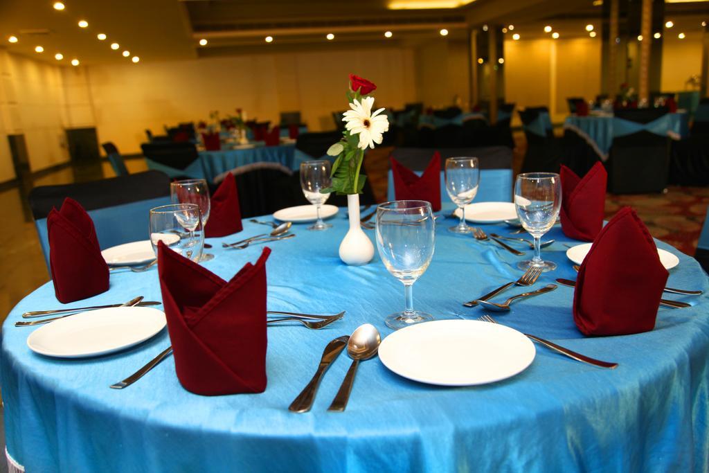 Continent Nakodar Hotel & Resorts 외부 사진